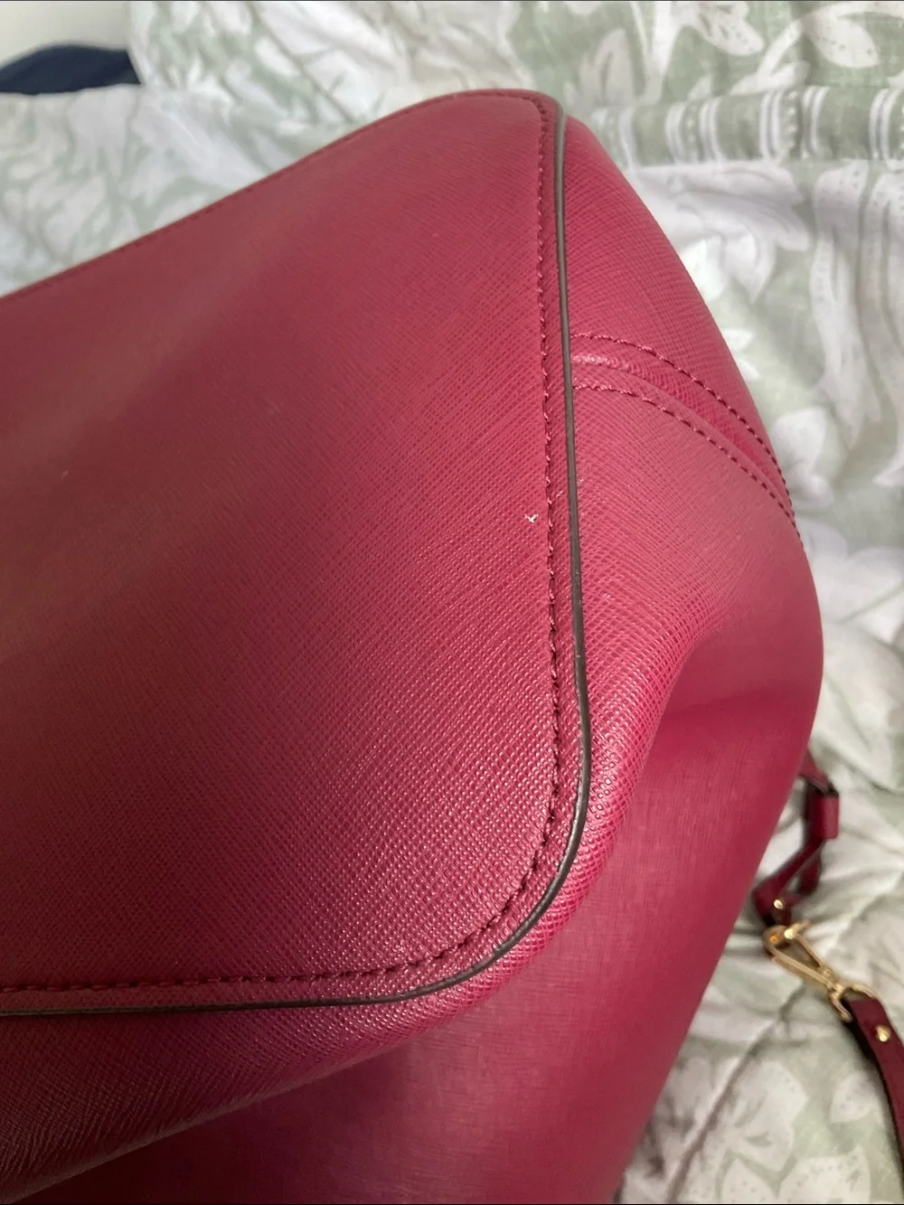 Michael Kors tote & water set